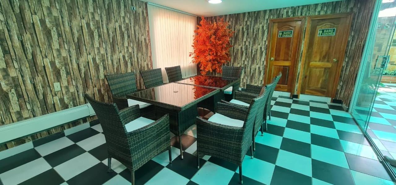 Hotel Espectacular El Alto Екстериор снимка
